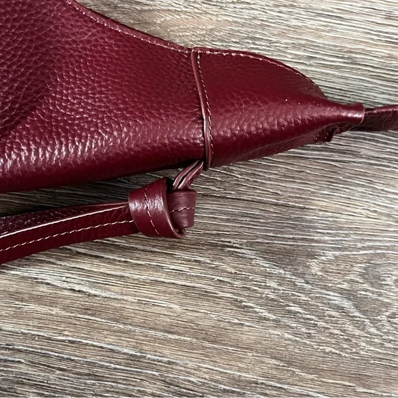 Laggo Bella Hobo Bag Burgandy - Picture 5 of 8